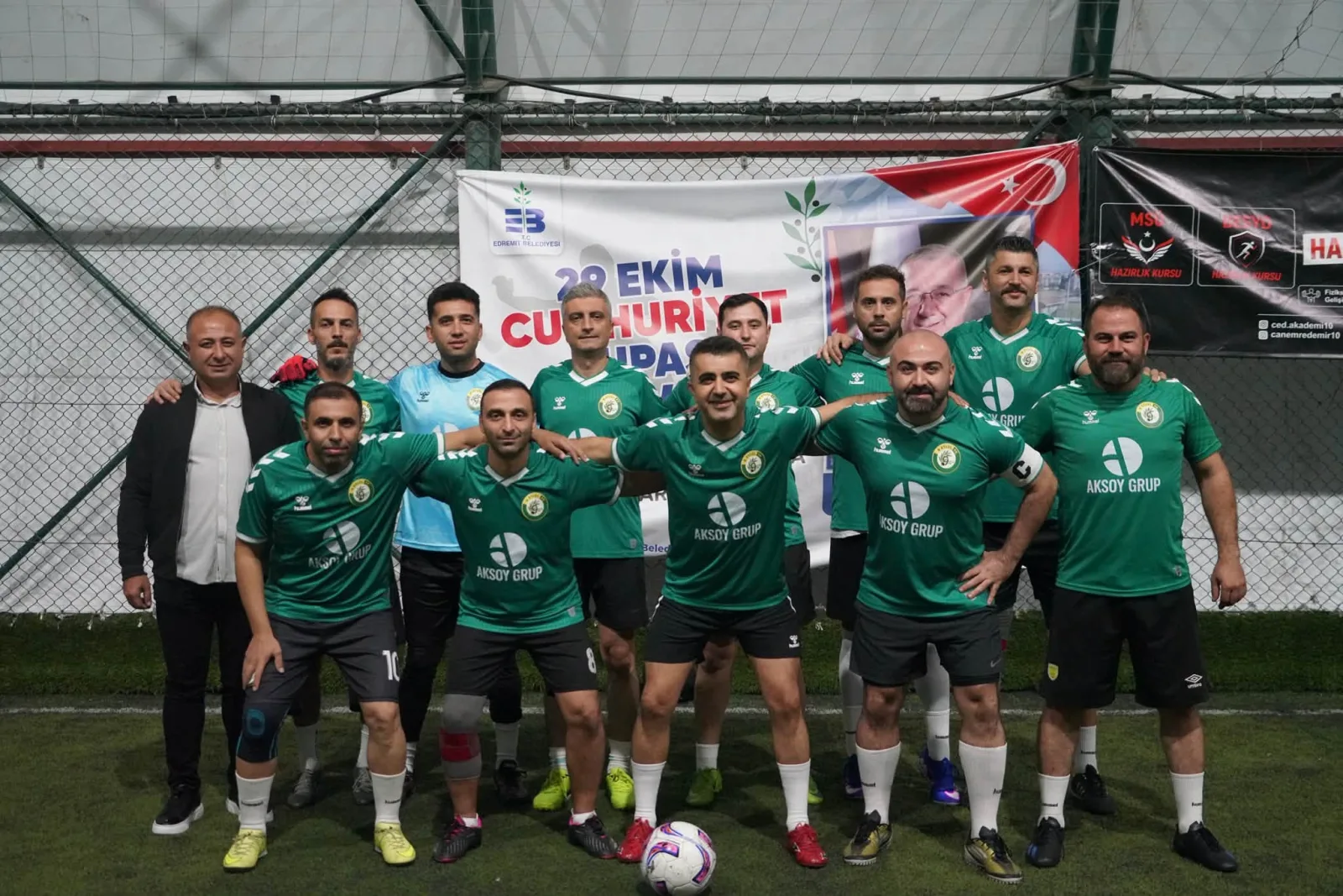 Edremit Cumhuriyet Kupası'nda şampiyon 9 Eylül FK oldu