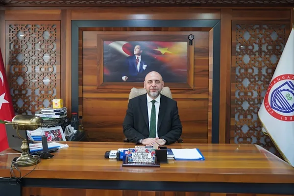 Orhangazi Belediye Başkanı Aydın: Cumhuriyet, milletimizin bağımsızlık iradesinin eseridir
