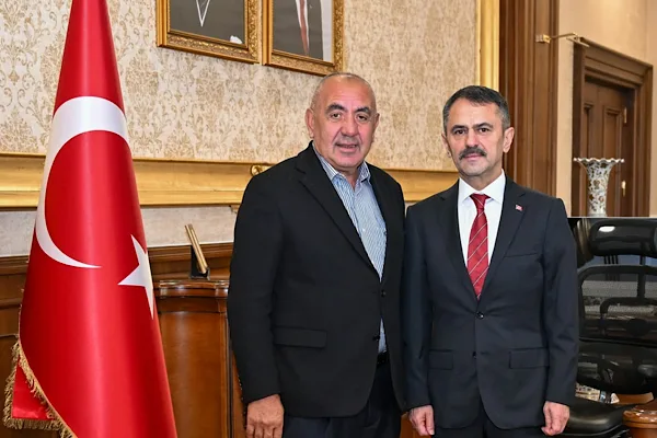 Hüsnü Öncül, Kocaeli Valisi İlhami Aktaş’ı ziyaret etti