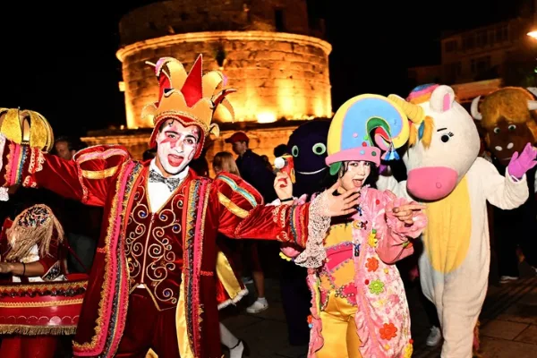 11. Uluslararası Kaleiçi Old Town Festivali'nde kortej düzenlendi