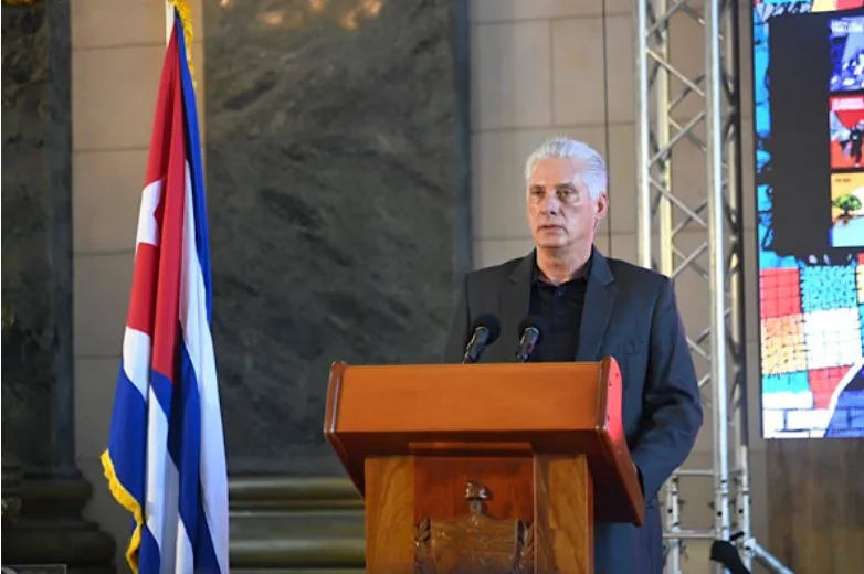 Diaz-Canel, yeniden seçilen Etiyopya Başbakanı Abiy Ahmed’i tebrik etti