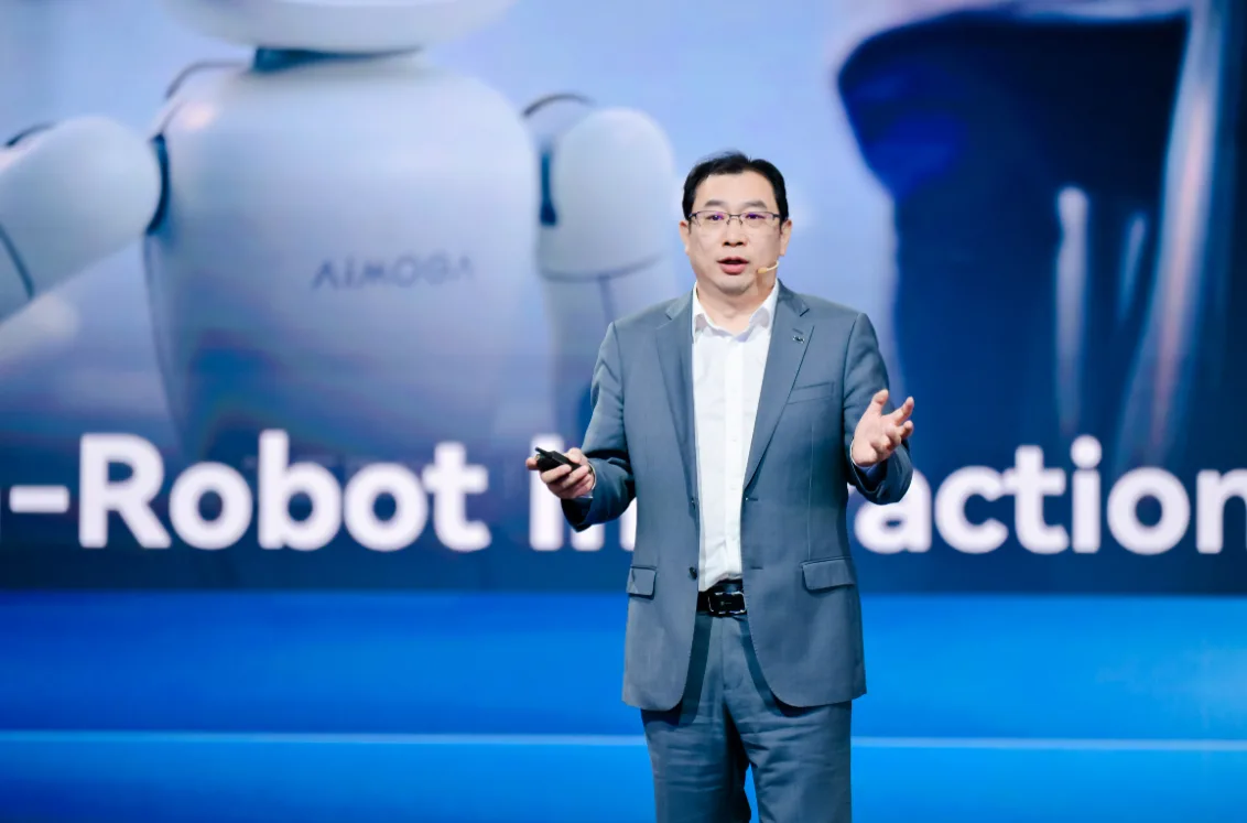 Chery’nin insansı robotu Mobo tanıtıldı, küresel ön sipariş süreci başladı
