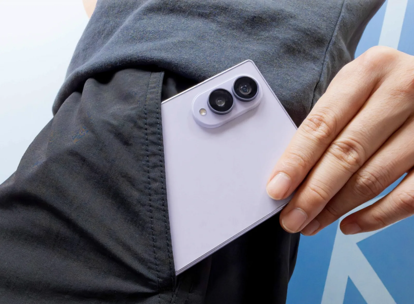 Samsung, yeni Galaxy Z serisinin dayanıklılığını 100’den fazla testle doğruluyor