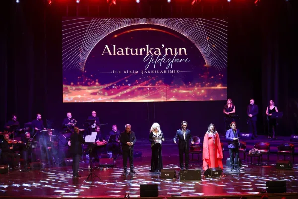 Bursa’da “Alaturka’nın Yıldızları ile Bizim Şarkılarımız” konseri düzenlendi