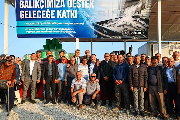 Köprübaşı'nda kooperatife soğuk hava deposu, 55 balıkçıya ekipman desteği