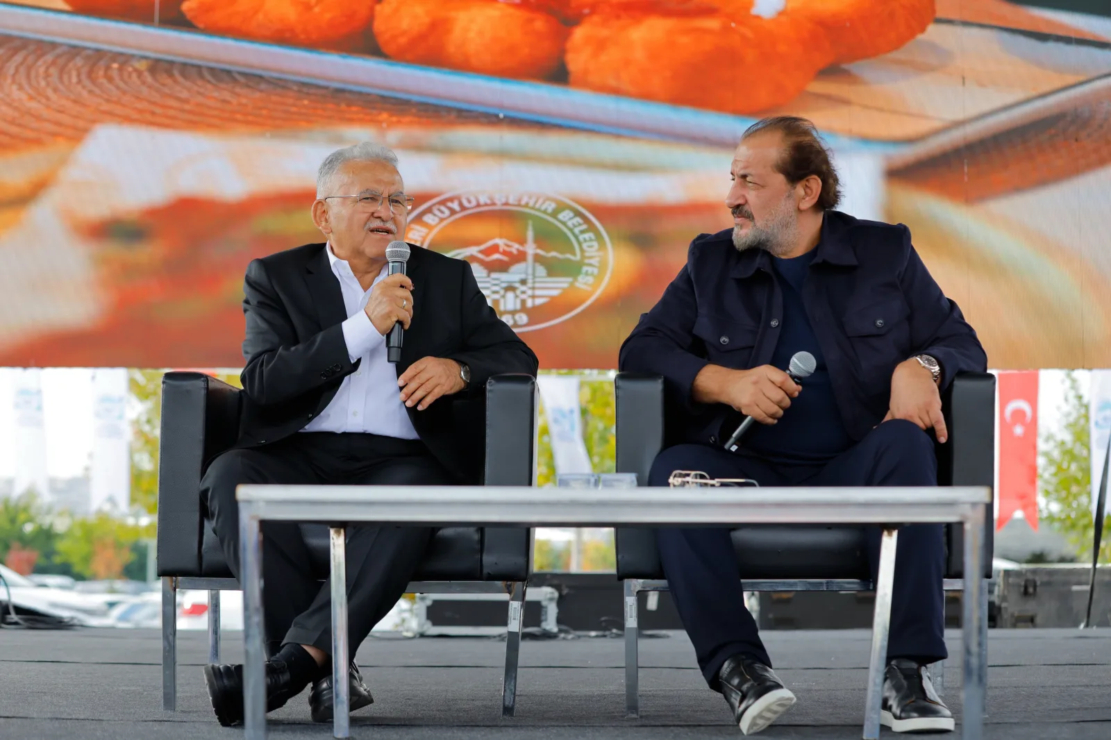 MasterChef şefleri Yalçınkaya ve Sivrioğlu, Kayseri Gastronomi Günleri'ne katıldı