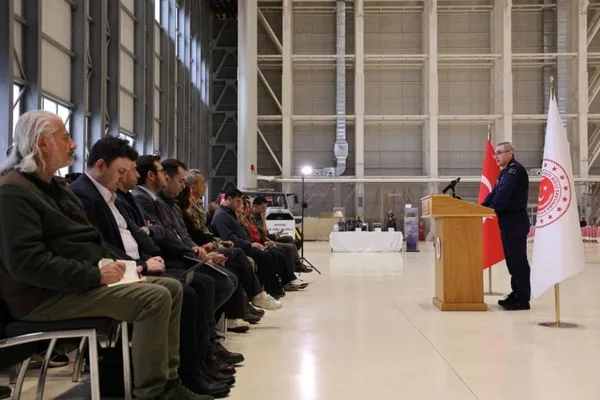 Mekke Savunma İttifakı kapsamında üç ülkenin genelkurmay başkanları Riyad’da buluştu