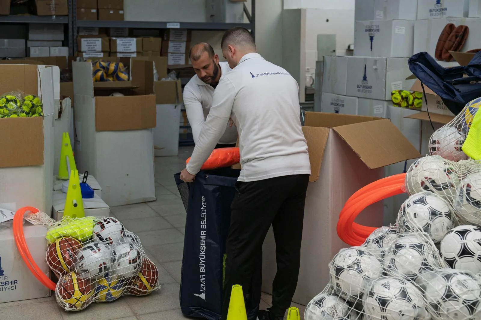İzmir Büyükşehir Belediyesinden 261 amatör spor kulübüne 36 milyon TL destek