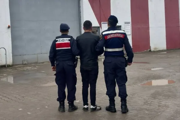 Kocaeli’de uyuşturucu ticaretinden 12 yıl 6 ay hapis cezası bulunan kişi yakalandı