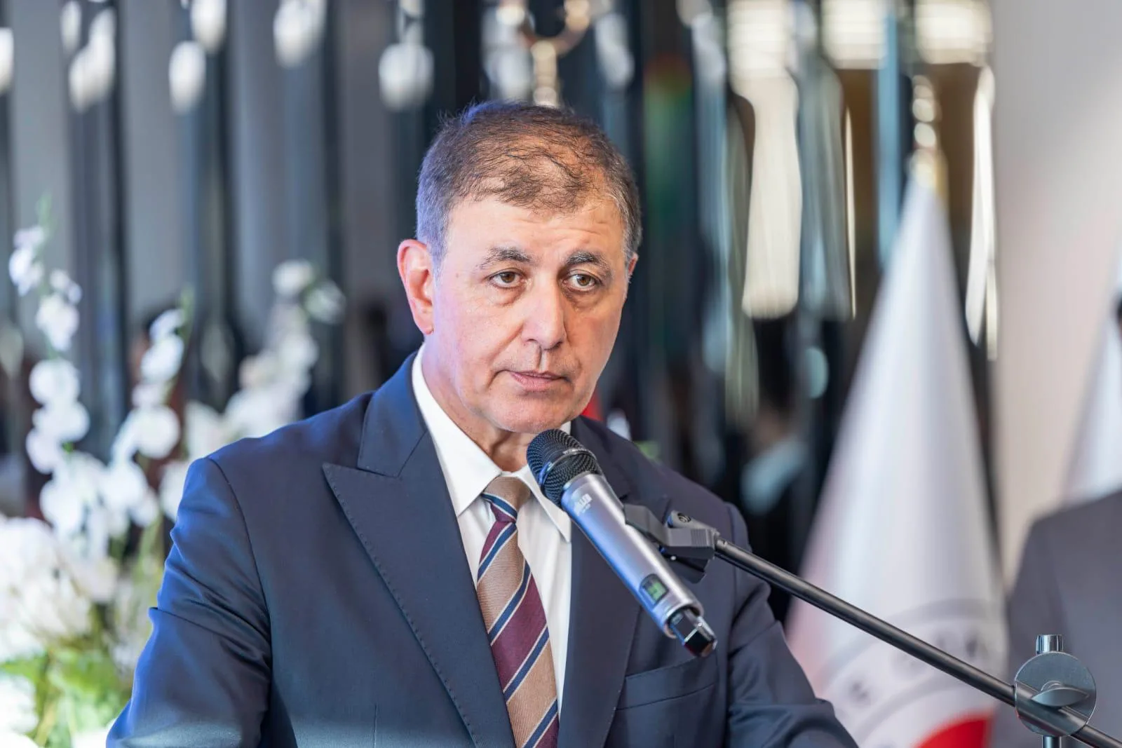 Cemil Tugay, Aliya İzzetbegoviç’i vefatının 23’üncü yılında andı