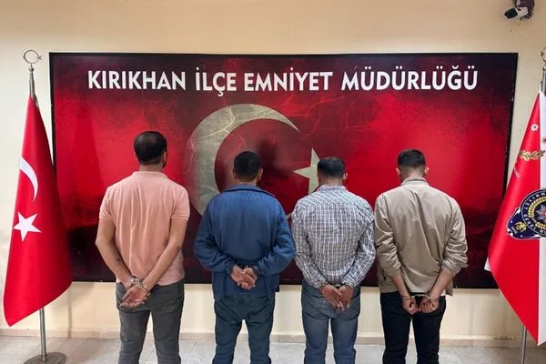 Kırıkhan’da iş yeri kurşunlama soruşturmasında 4 şüpheli tutuklandı