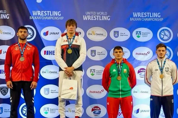 İzmirli güreşçi Muhammed Emin Uyumaz, U20 Balkan Şampiyon