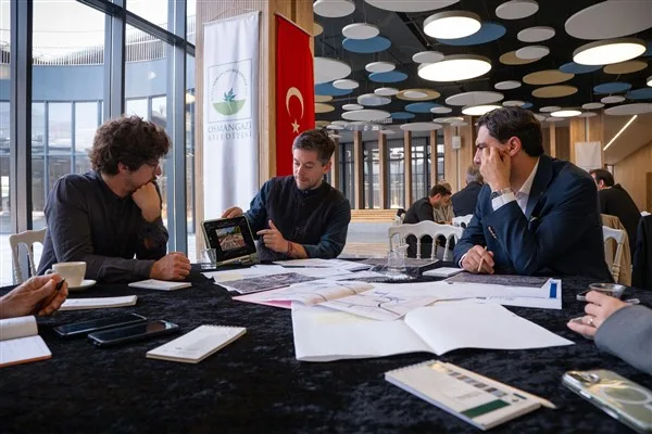 Osmangazi’de tarihi kent merkezinin ulaşımı için seçenekler değerlendirildi