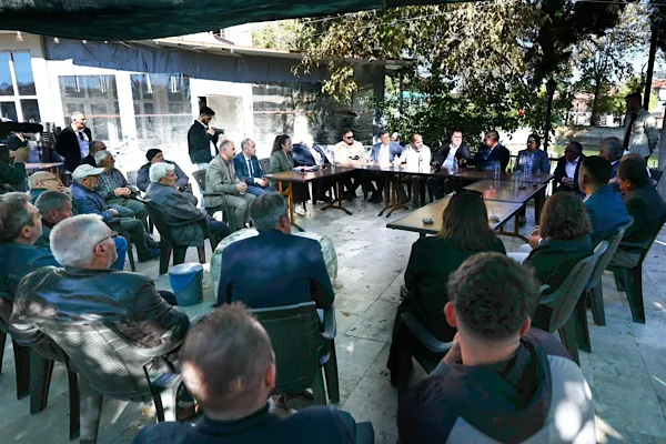 Başkan Dutlulu, Kula’nın Sandal Mahallesi’nde talep ve önerileri dinledi