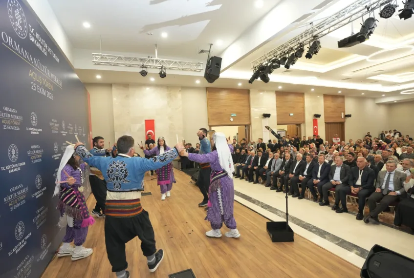 Bakan Ersoy, İbradı Gençlik Merkezi ile Ormana Kültür Merkezi’ni açtı