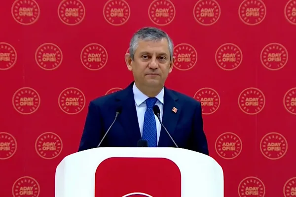 Özgür Özel: YENİ Parti’nin adını millet koydu, kimse değiştiremez