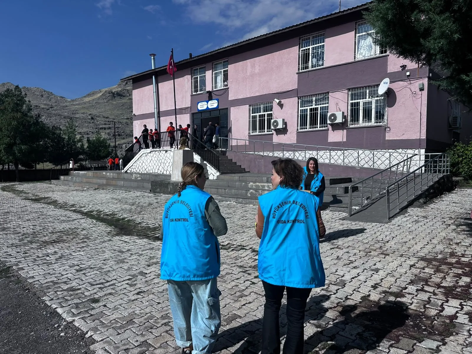 Diyarbakır'da öğrencilere Dünya Gıda Günü kapsamında sağlıklı beslenme eğitimi verildi