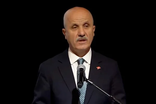 Özvar: Üniversiteler bilimsel bilgi üretmenin ötesinde toplumsal sorunlara katkı sunmalı