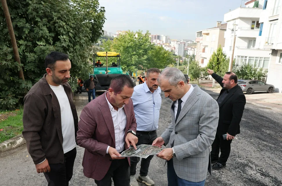 Atatürk Mahallesi’nde 600 ton asfalt serildi, 2 bin 750 ton planlandı