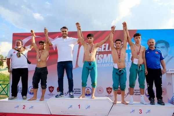 10. Geleneksel İsmet Atlı Karakucak Güreşleri’nde başpehlivan Efe Anıl oldu
