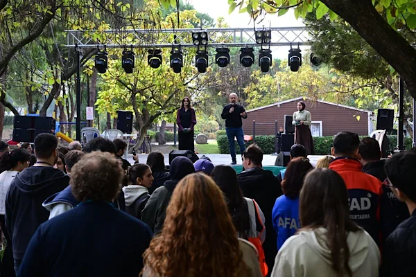 Manisa’da Umut Vagonu 3. Gönüllü Festivali düzenlendi