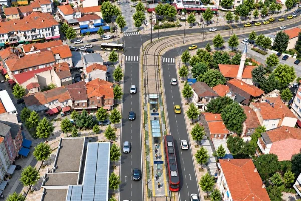 Eyüpsultan-Bayrampaşa tramvay hattında yer üstü çalışmaları başladı