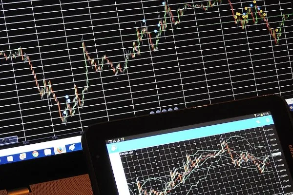Küresel piyasalarda tahvil faizleri ve dolar endeksi geriledi