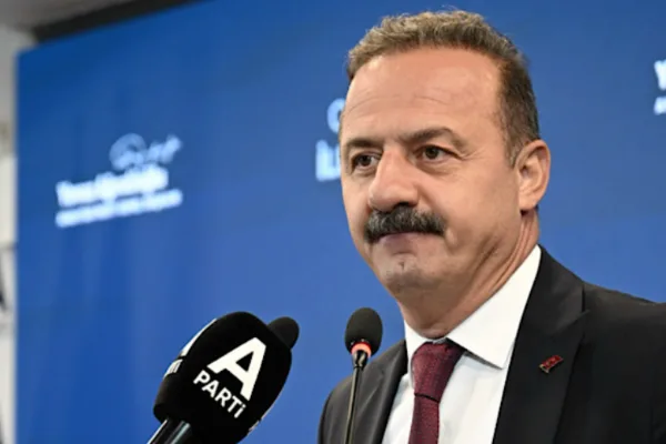 Ağıralioğlu: İktidar, siyasi iletişim planlarıyla güven kaybını önlemeye çalışıyor