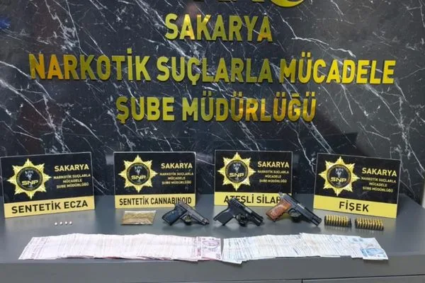 Sakarya’da uyuşturucu operasyonunda 14 şüphelinin yakalanması hedeflendi