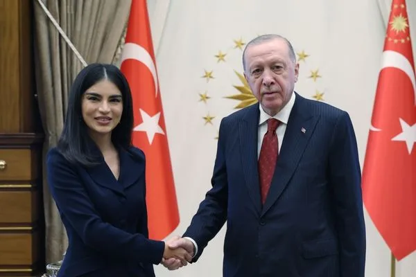 Erdoğan, Özbekistan Cumhurbaşkanlığı İdaresi Başkanı Mirziyoyeva’yı kabul etti