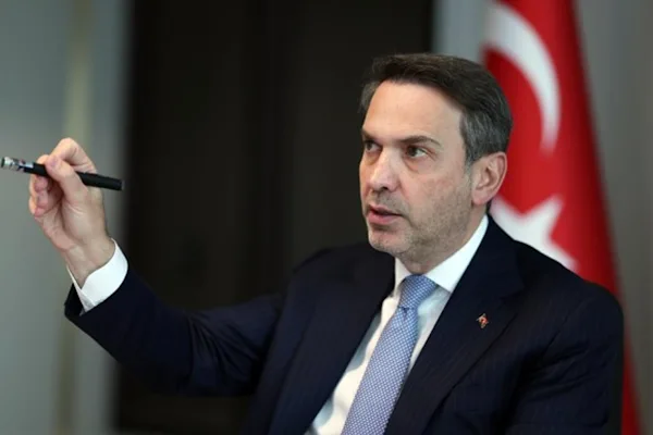 Bayraktar, Kazakistan’la enerji iş birliği imkanlarını değerlendirdi
