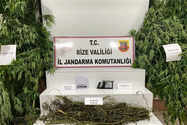 Rize’de jandarma ekipleri eylülde aranan 93 kişiyi yakaladı