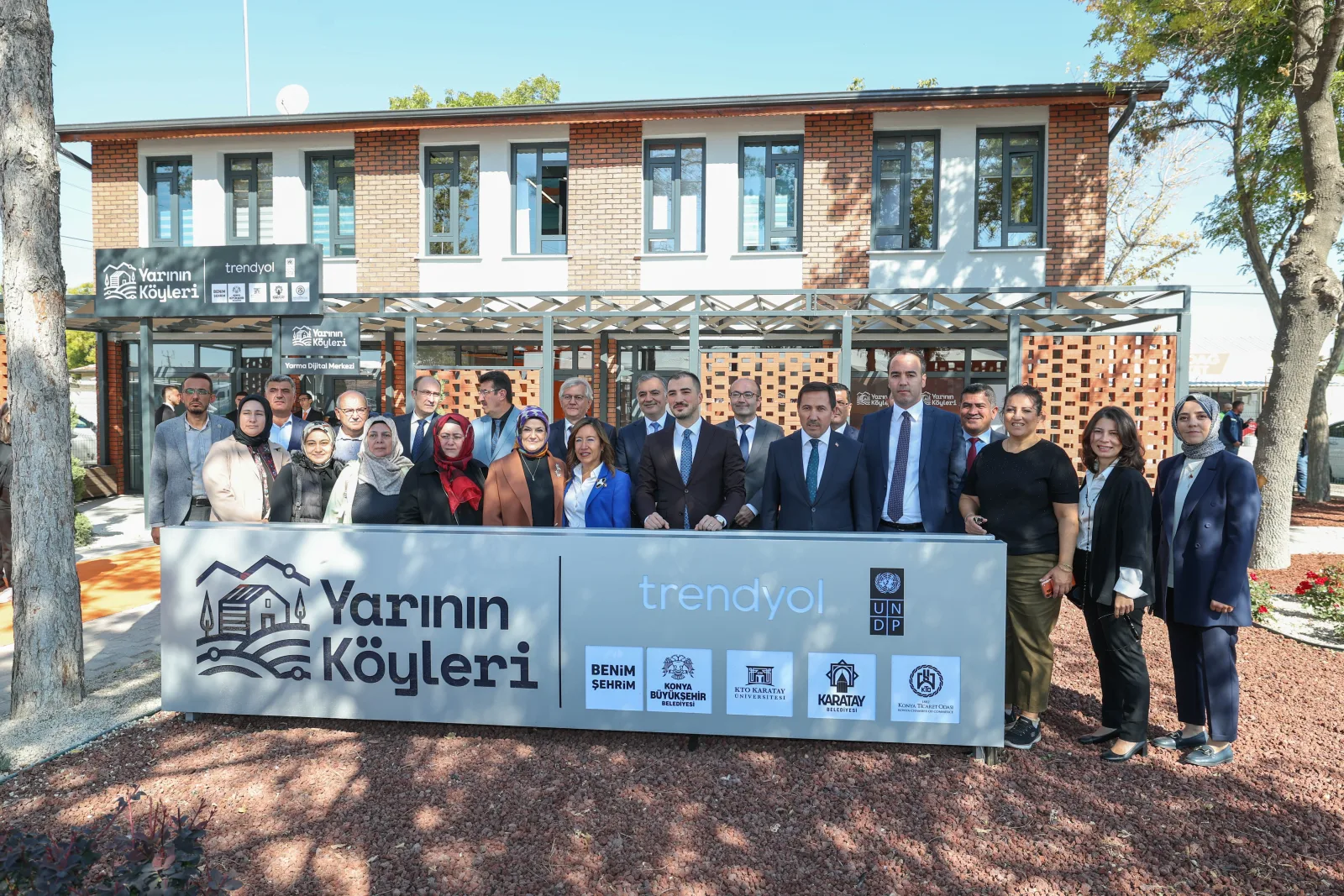 Yarının Köyleri Projesi’nin altıncı Dijital Merkezi Konya’nın Yarma Mahallesi’nde açıldı