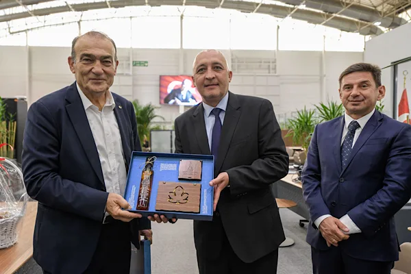 Kırcaali’de düzenlenmesi planlanan “İzmir Haftası” için iş birliği görüşüldü