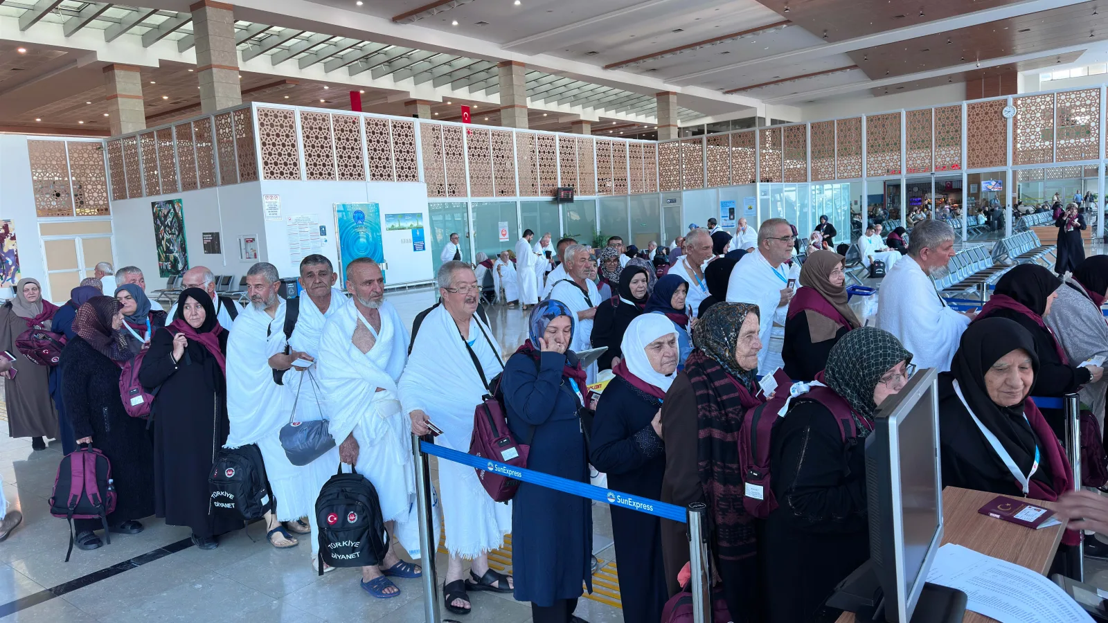Konya’da Vefa Umresi Projesi kapsamında üçüncü kafile yola çıktı