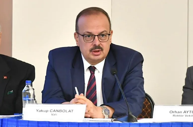 Ankara Valisi Canbolat, 19 Ekim Muhtarlar Günü’nü kutladı