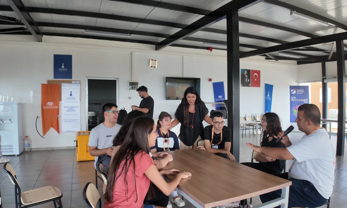 İzmir’de engelli gençler için istihdam ve bağımsız yaşam kampı