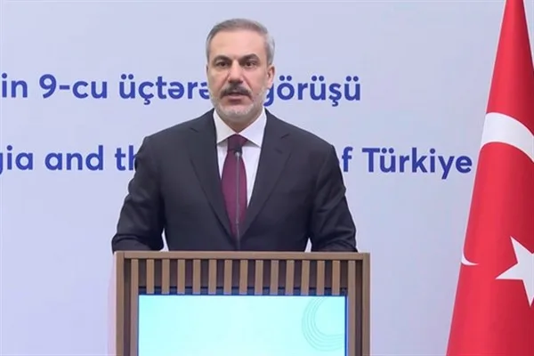 Bakan Fidan, Brüksel'de iş dünyası ve STK temsilcileriyle bir araya geldi