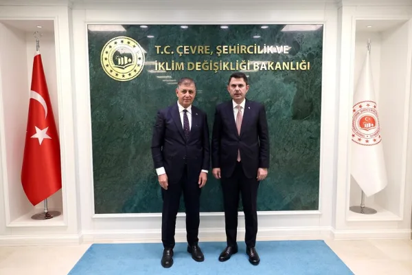 Başkan Tugay, Bakan Kurum’la İzmir’in öncelikli gündemini görüştü