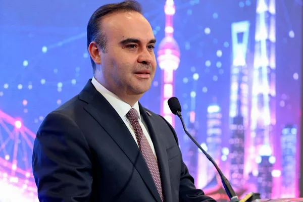 Kacır: 21 ülkeden 32 katılımc
