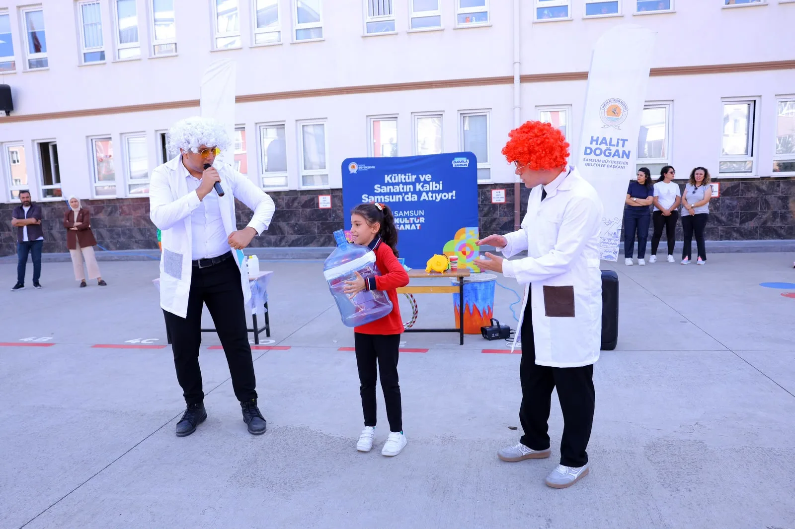 Samsun’da çocuklar bilim, sanat ve geleneksel oyunlarla buluşuyor