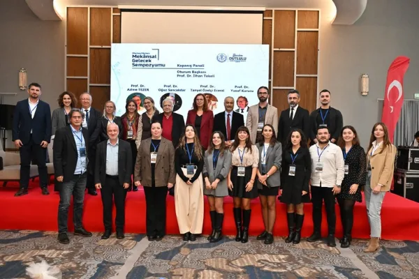 Manisa'da Mekânsal Gelecek Sempozyumu, Keleş ve Tekeli'nin katılımıyla düzenlendi