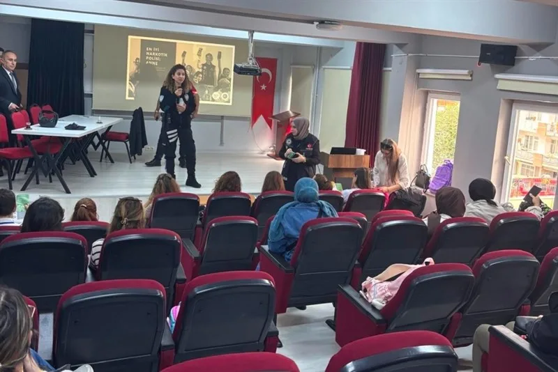 Giresun'da okul çevrelerinde denetim: 3 bin 905 kişi sorgulandı