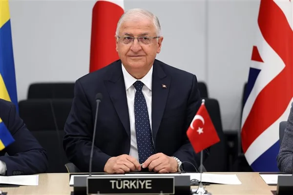 Bakan Güler, Katar Başbakan Yardımcısı ve Savunma Bakanı Al Sani ile görüştü