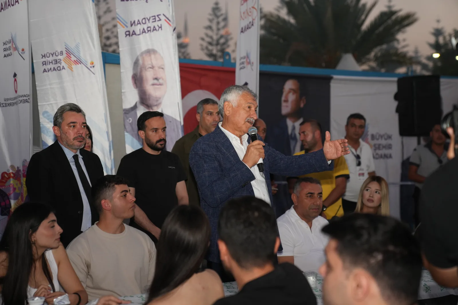 Adana Lezzet Festivali'nde öğrencilere belediye desteği mesajı