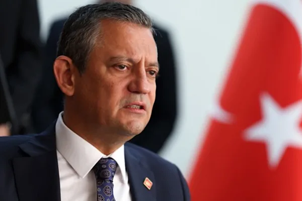 Özgür Özel, Aliya İzzetbegoviç’i vefatının 23. yılında andı