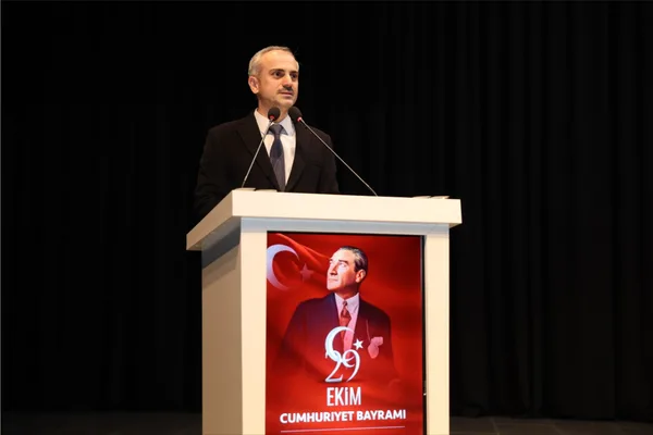 Çayırova’daki çocuk kulüplerinde Cumhuriyet Bayramı etkinlikleri düzenlendi