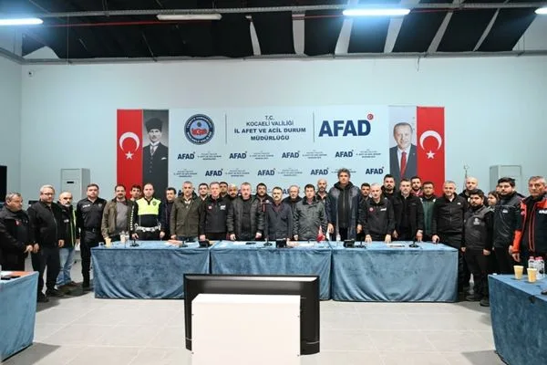 Kocaeli’de sağanak sonrası kriz merkezinde değerlendirme toplantısı yapıldı
