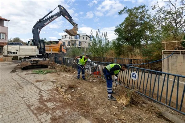 İZSU, turizm bölgelerinde kış öncesi altyapı çalışmalarını yoğunlaştırdı