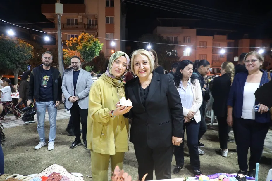 Menderes’te Cüneytbey Muhtarlığı tarafından Şalvar Gecesi düzenlendi